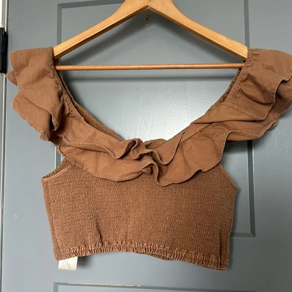 ANTHROPOLOGIE RUFFLE CROP TOP - Picture 4 of 5